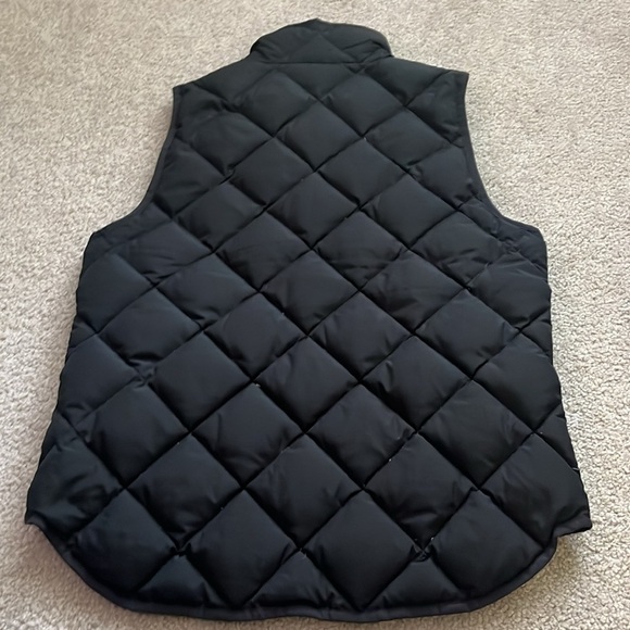 “J.Crew: Women’s Black Puffer Vest size small” - Picture 8 of 10